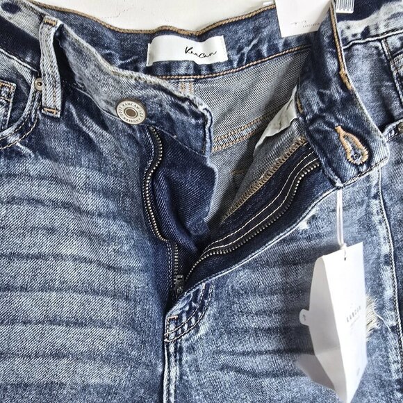NWT KANCAN Stacy High Rise Mom Jean Shorts Distressed Frayed Size 9/28 - Picture 4 of 12